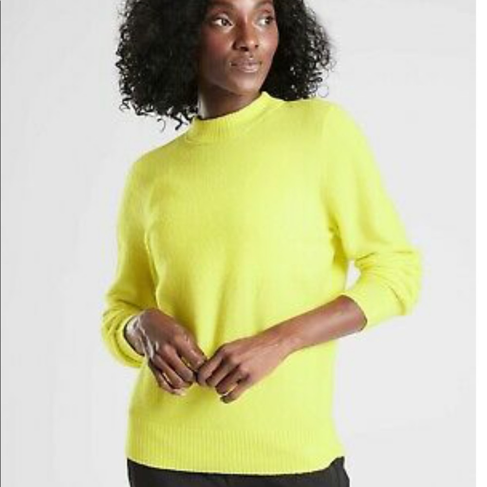 Athleta Transit Crew Neck Sweater Lavish Lime